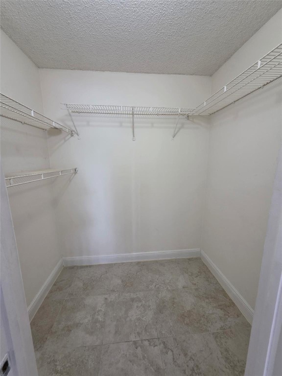 Sun Vista Gardens Condo - Residential Lease