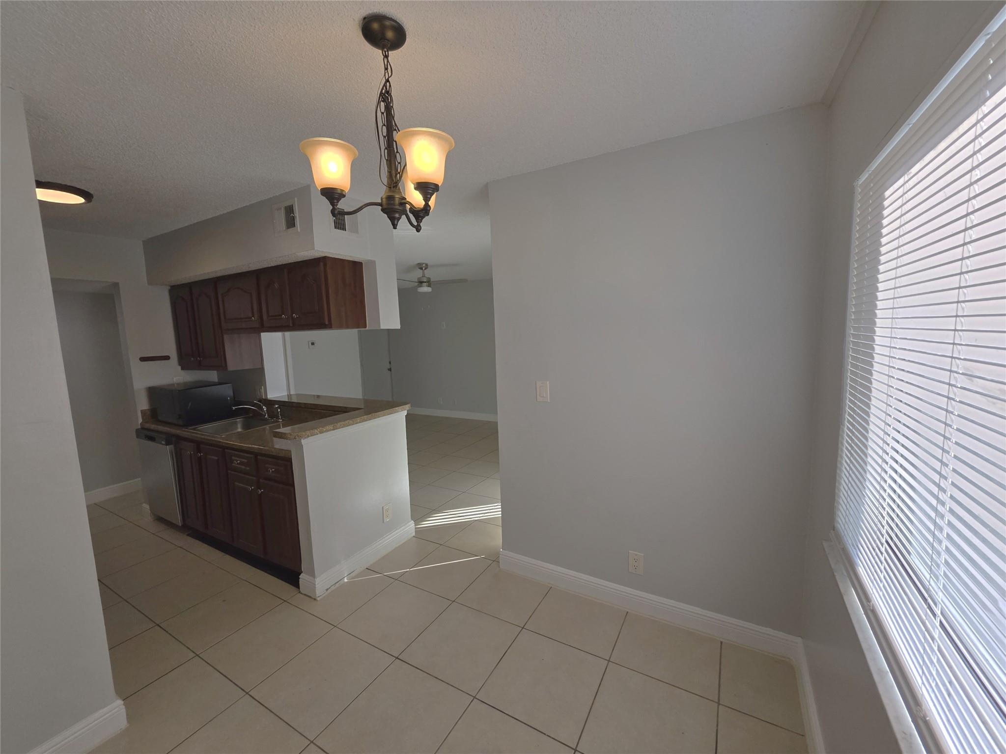 Sun Vista Gardens Condo - Residential Lease