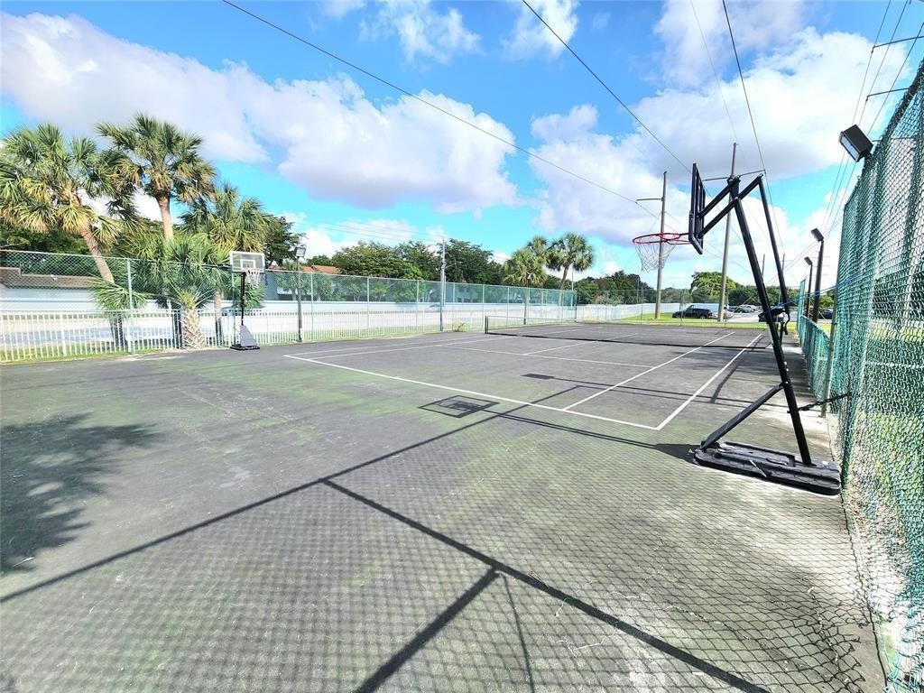 Sun Vista Gardens Condo - Residential Lease