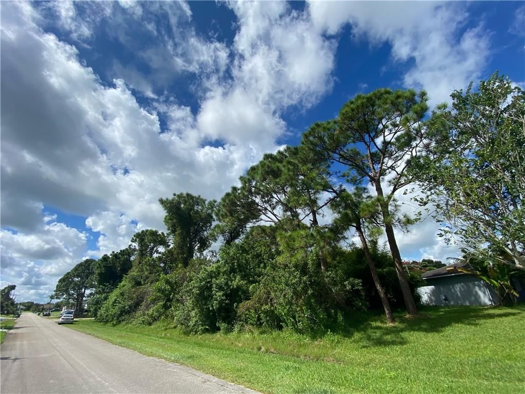 Photo of 4034 Kamsler St, Port Saint Lucie, FL 34953 (MLS # F10301787)