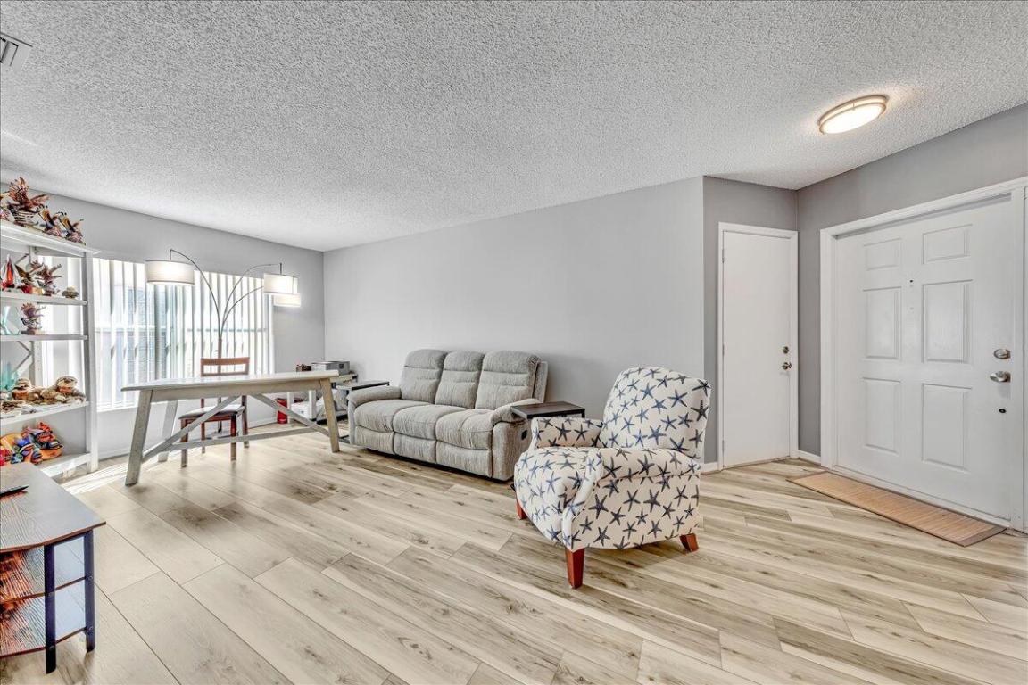 TURTLE RUN - Residential