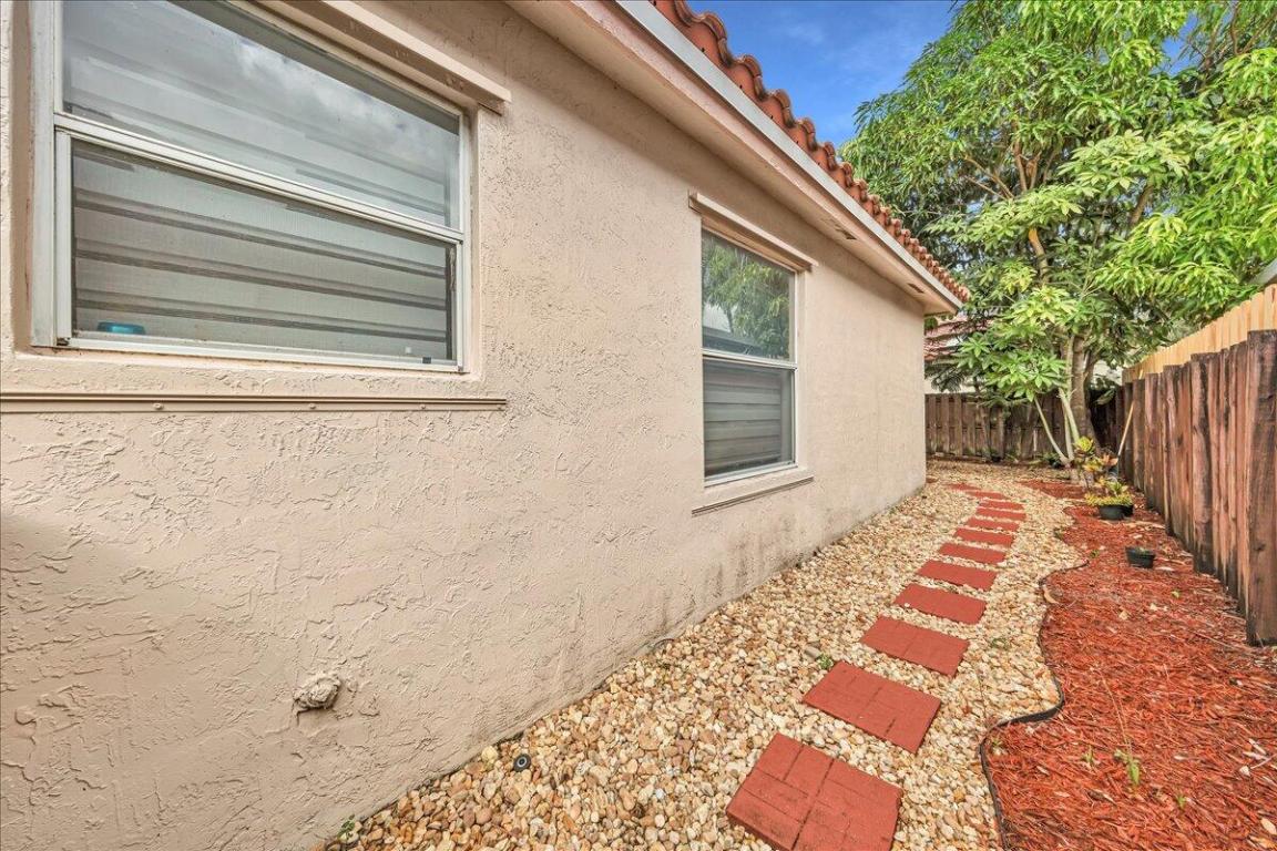 TURTLE RUN - Residential