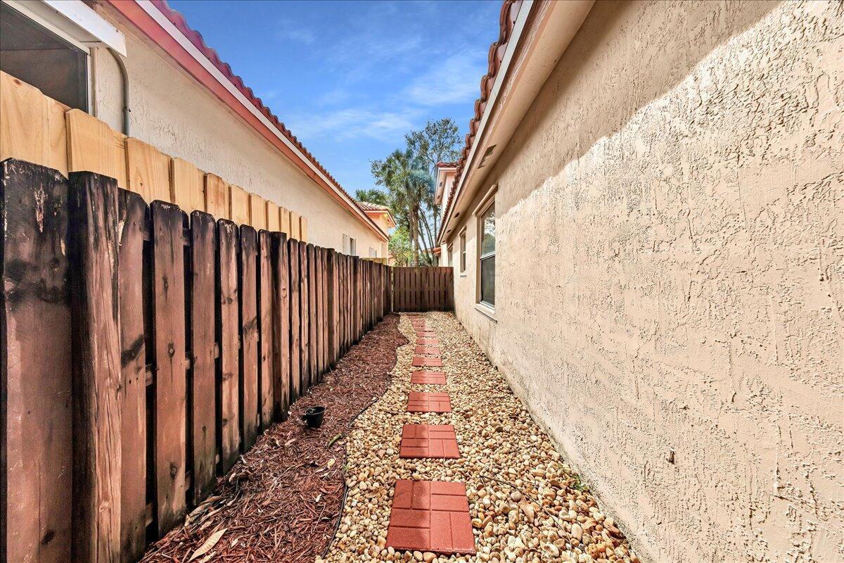 TURTLE RUN - Residential