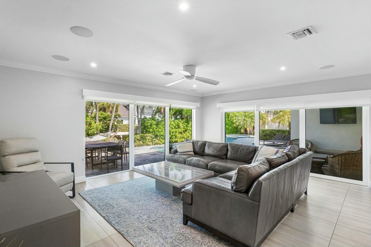 TROPIC ISLE 2ND SEC - Residential