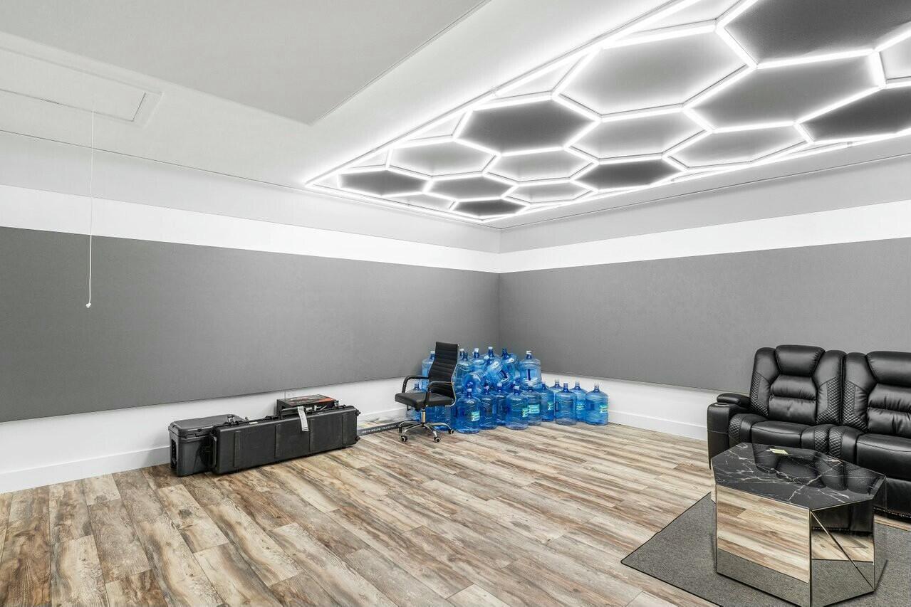 TROPIC ISLE 2ND SEC - Residential