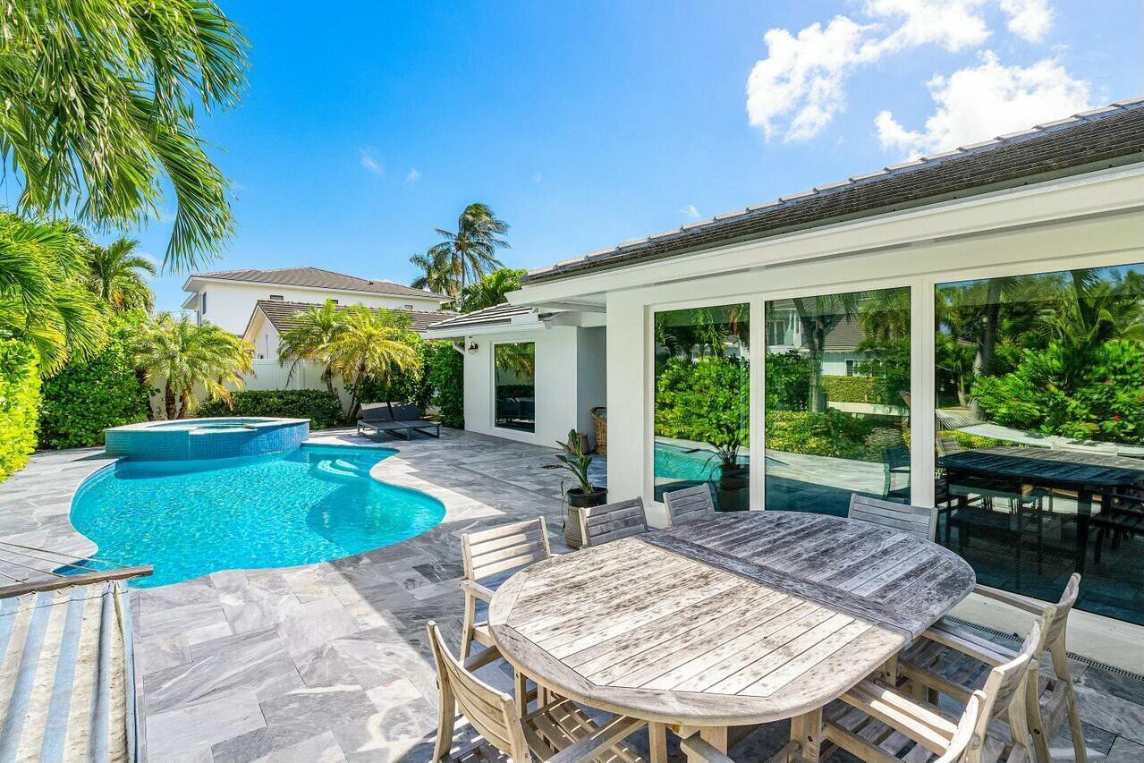 TROPIC ISLE 2ND SEC - Residential