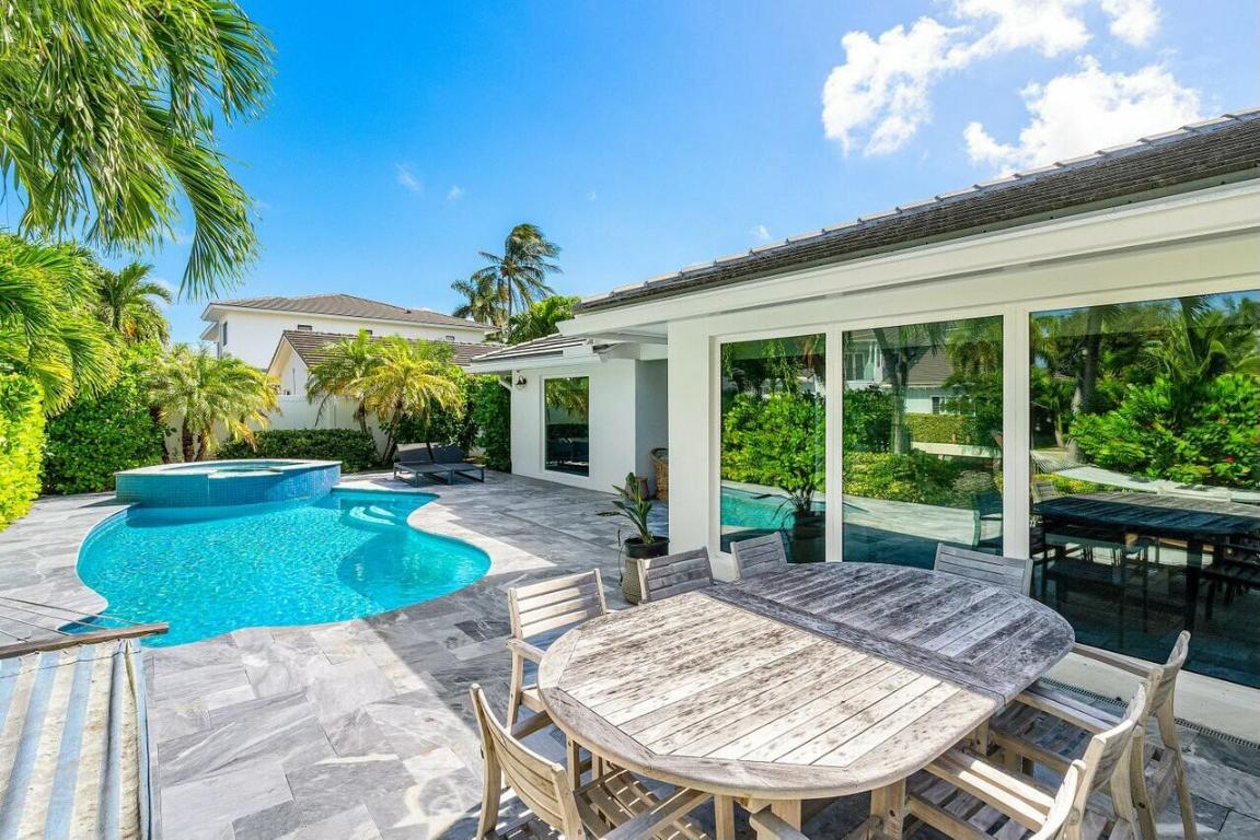 TROPIC ISLE 2ND SEC - Residential