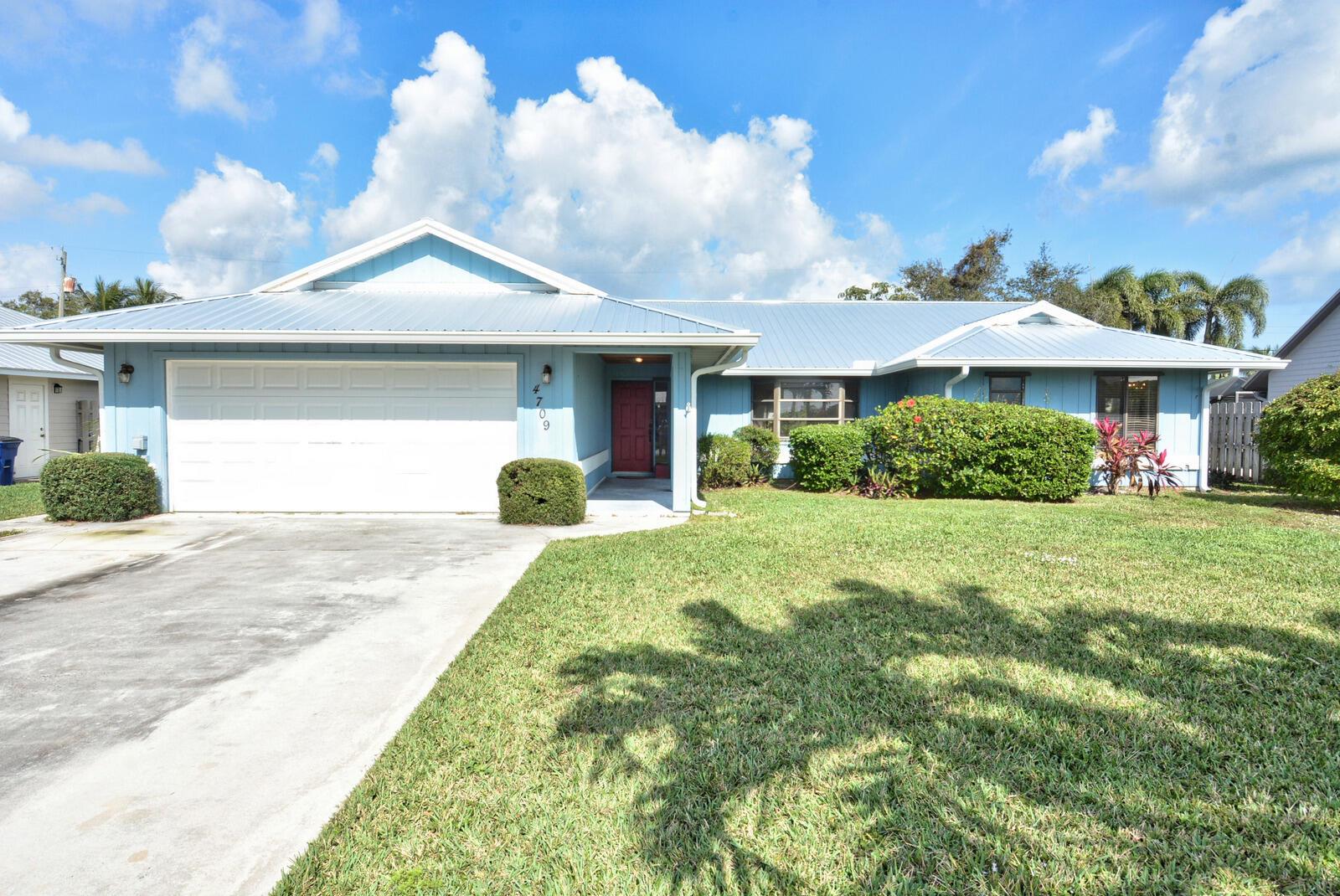 4709 SE Quail Trail