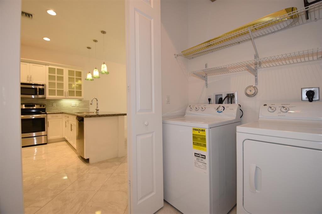 VILLAGGIO RESERVE - Residential