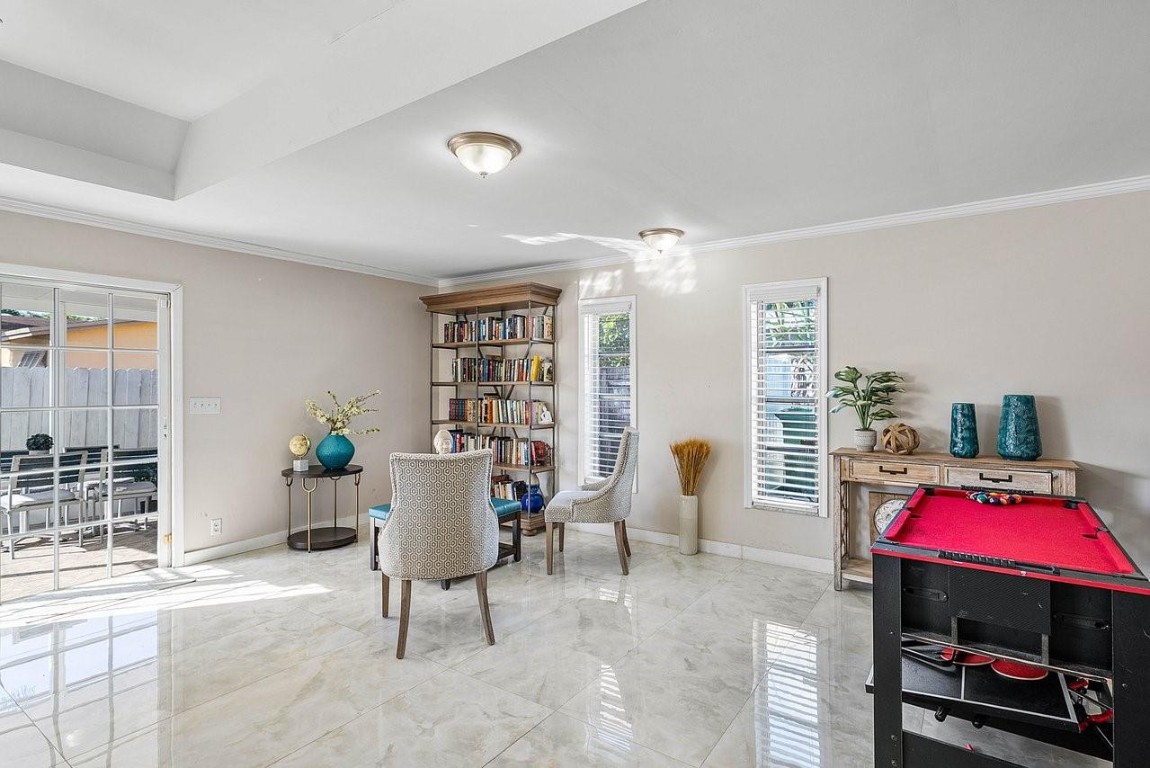 UNIVERSITY HEIGHTS - Residential