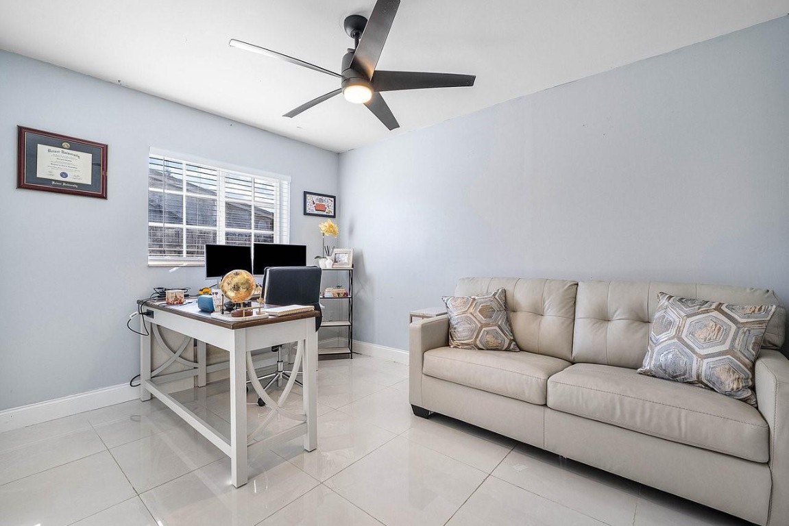 UNIVERSITY HEIGHTS - Residential