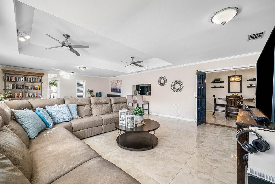 UNIVERSITY HEIGHTS - Residential