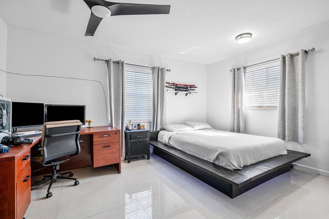 UNIVERSITY HEIGHTS - Residential