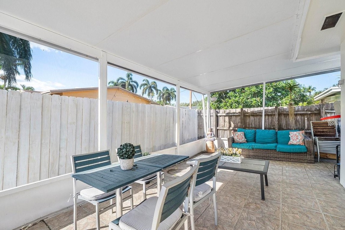 UNIVERSITY HEIGHTS - Residential