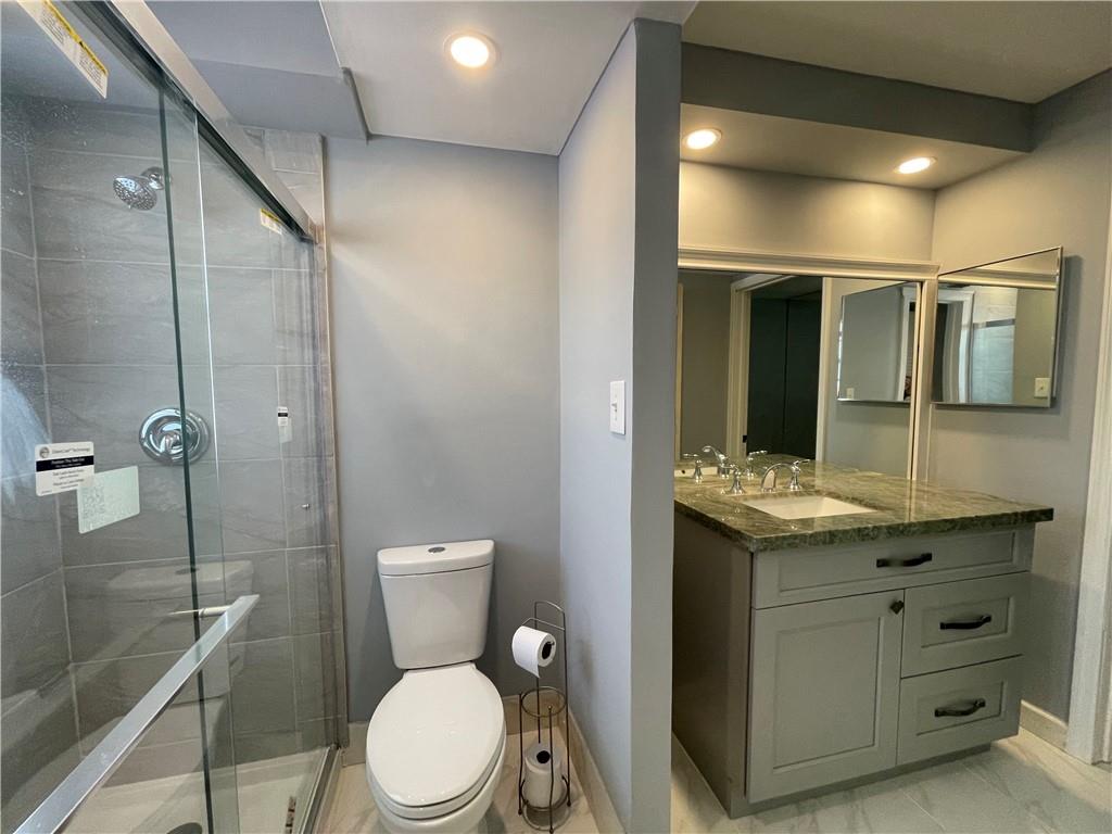 Oriole Golf & Tennis Club - Residential