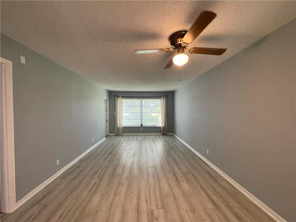 Oriole Golf & Tennis Club - Residential