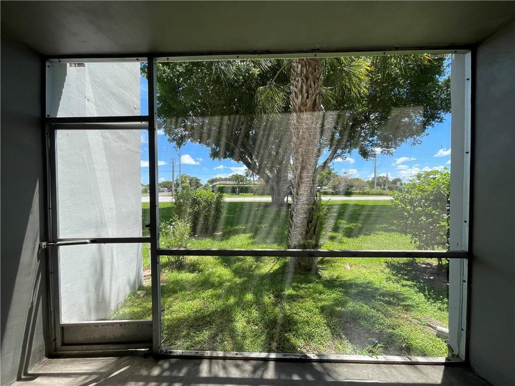 Oriole Golf & Tennis Club - Residential