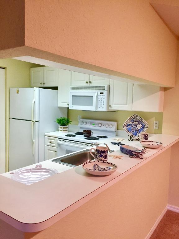 SAN MATERA AT THE GARDENS - Residential Lease