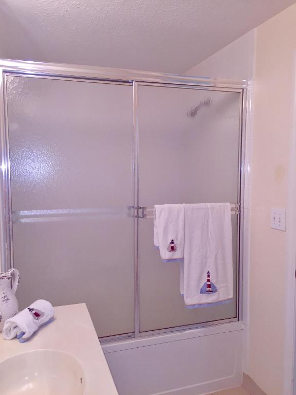 SAN MATERA AT THE GARDENS - Residential Lease