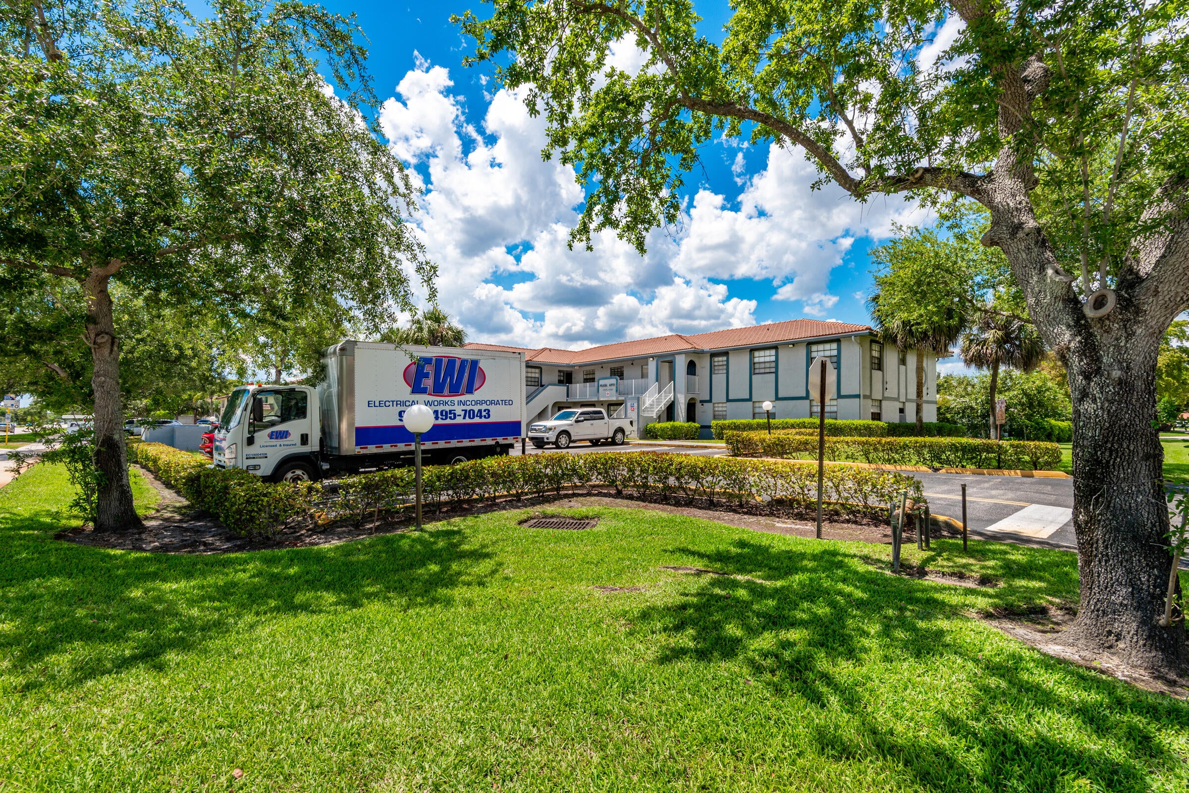 10675 Royal Palm Boulevard