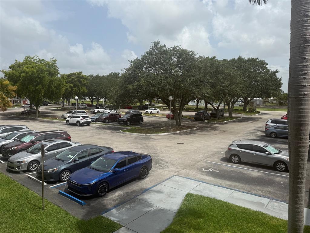 FAIRWAYS OF TAMARAC CONDO - Residential Lease