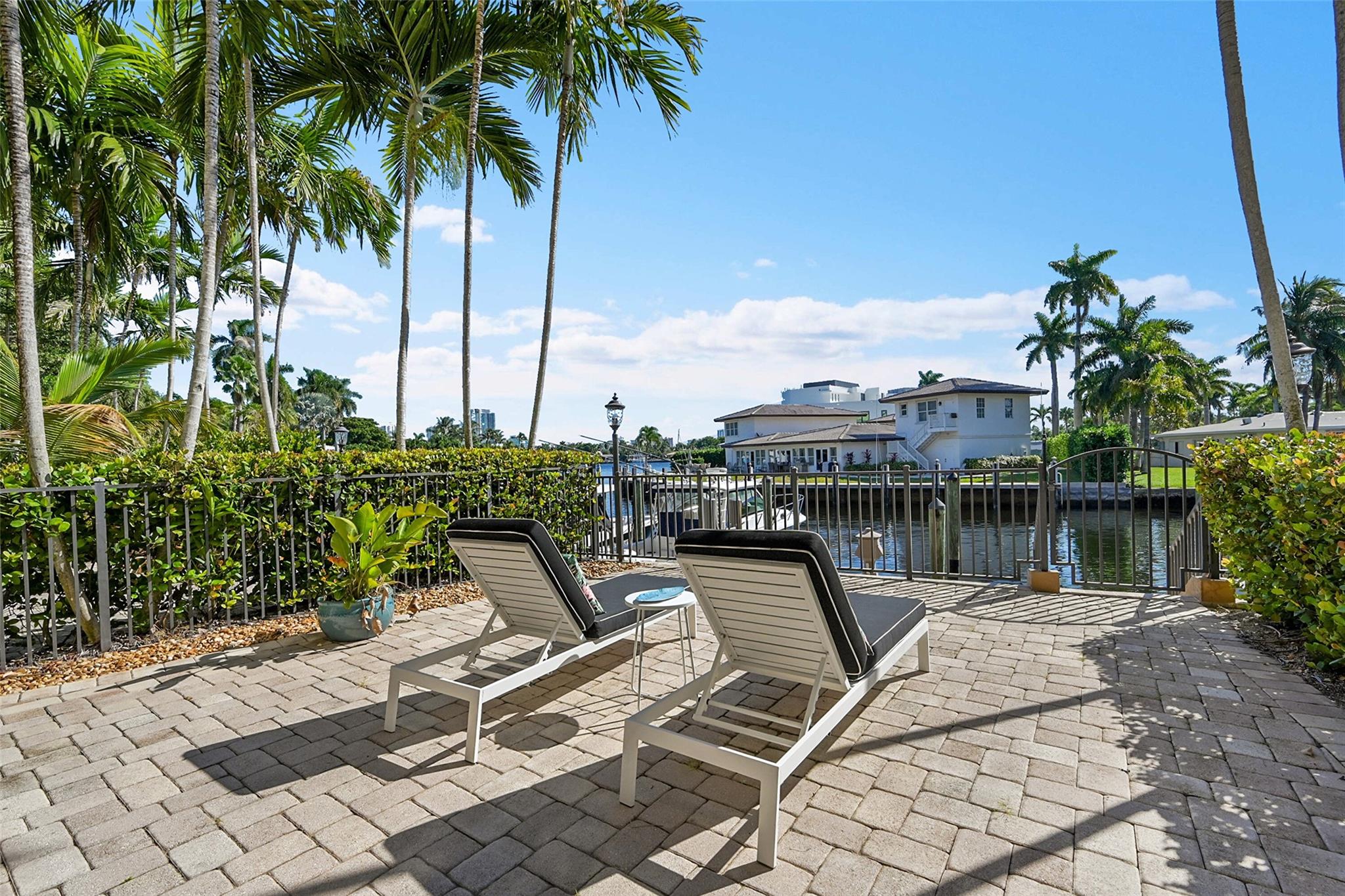 SANTA BARBARA ESTATES - Residential