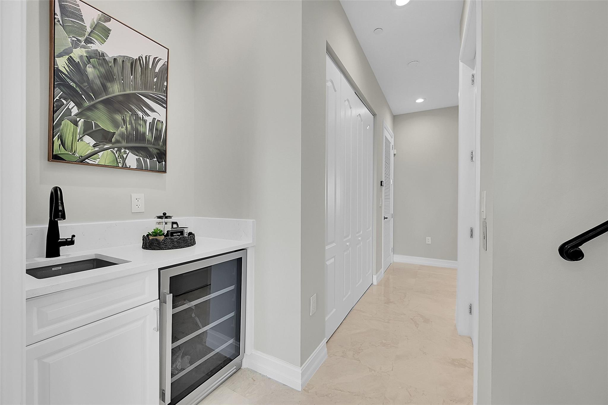 SANTA BARBARA ESTATES - Residential