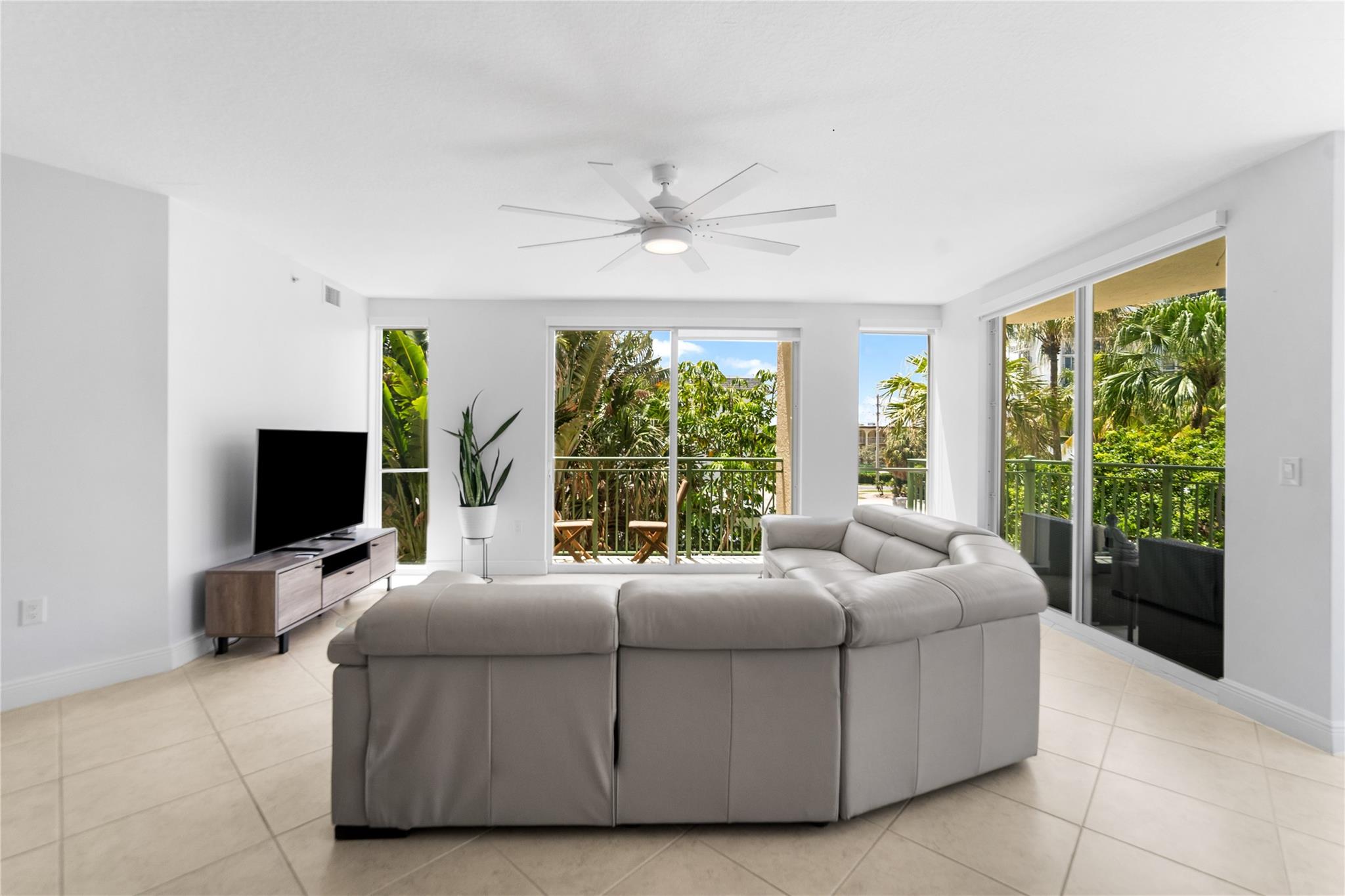 SILVER BEACH CONDOMINIUM - Residential