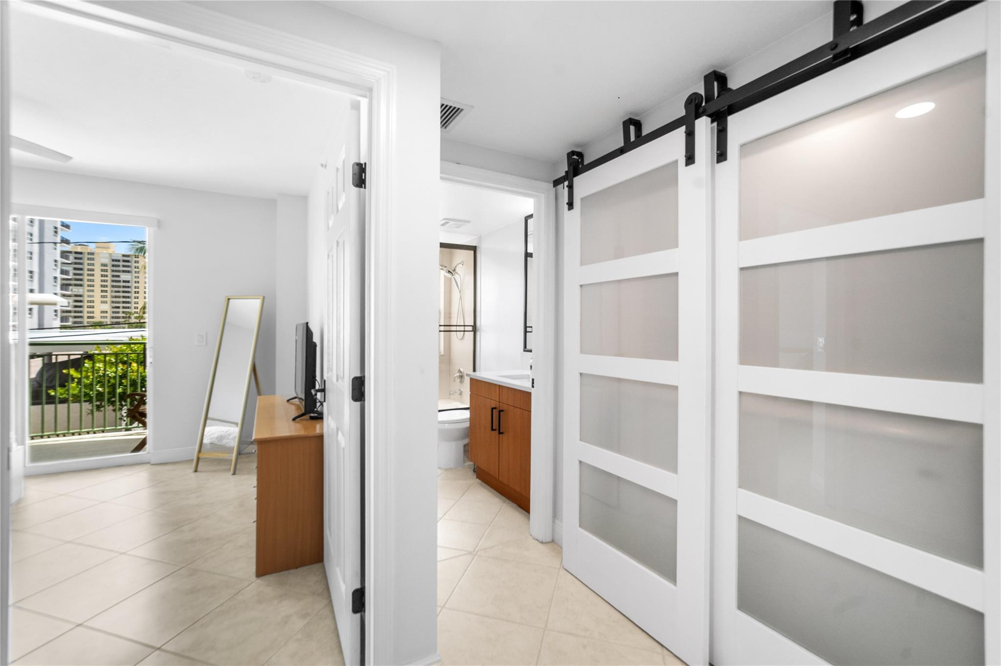 SILVER BEACH CONDOMINIUM - Residential