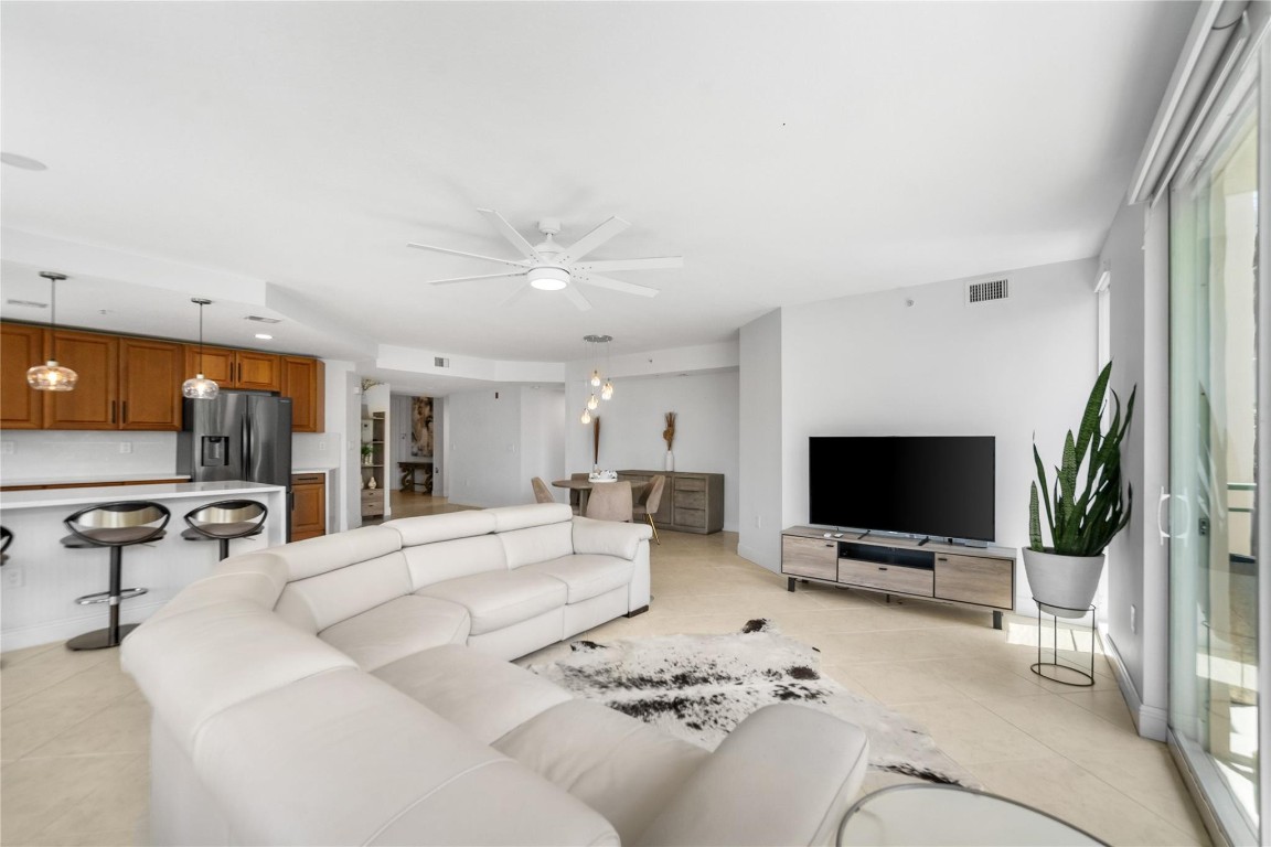 3210 NE 5th Street 203