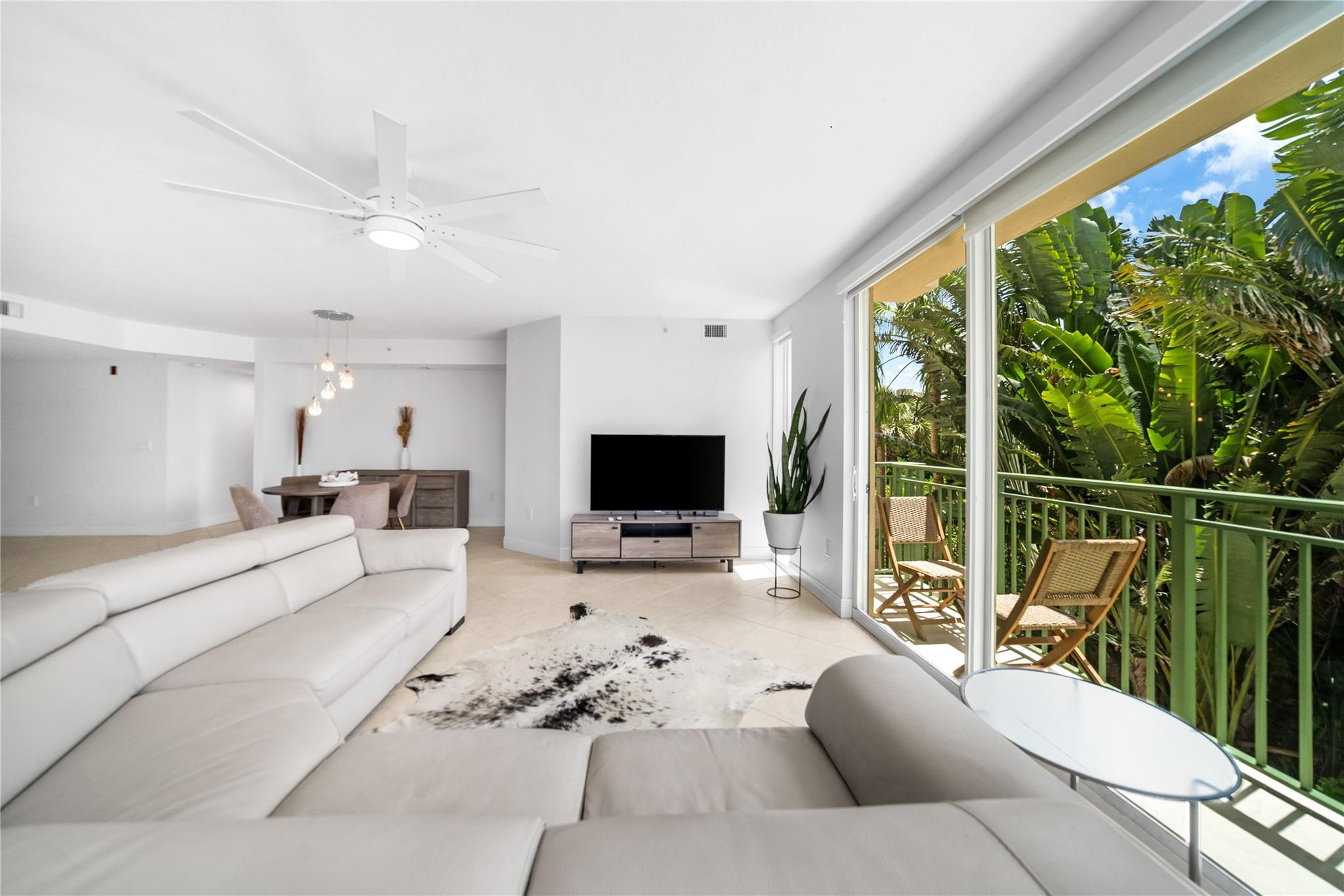 SILVER BEACH CONDOMINIUM - Residential