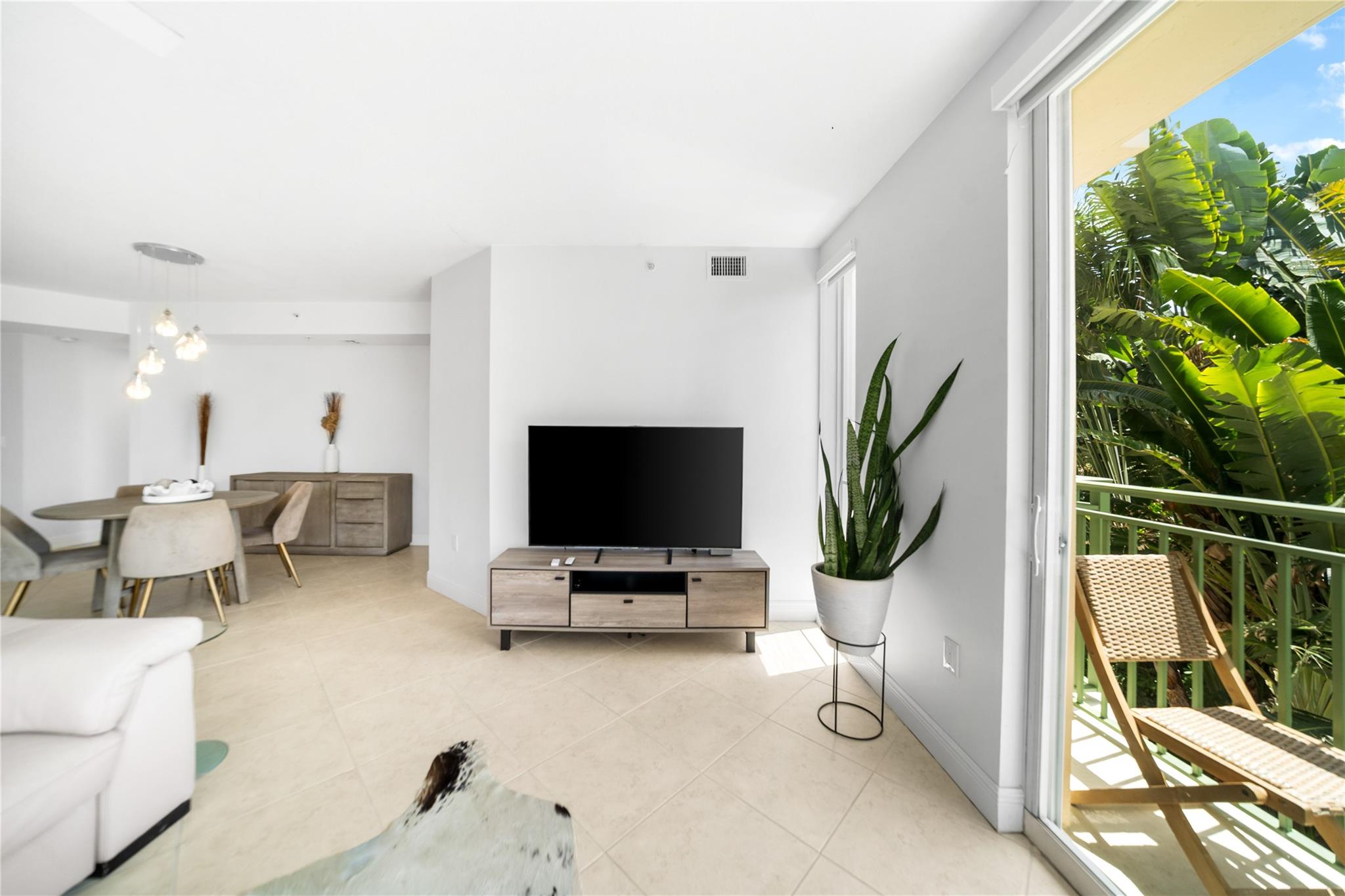 SILVER BEACH CONDOMINIUM - Residential