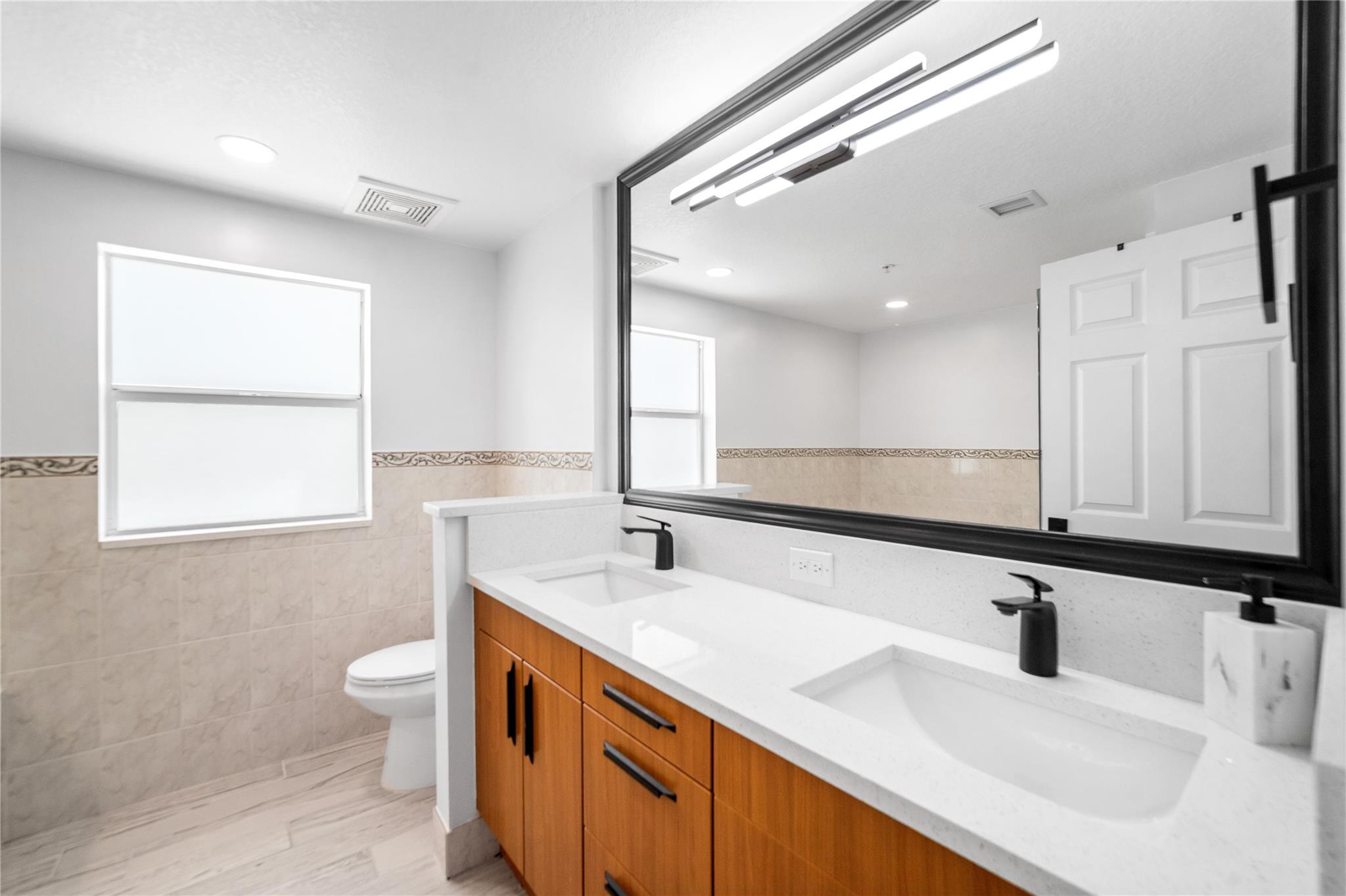 SILVER BEACH CONDOMINIUM - Residential