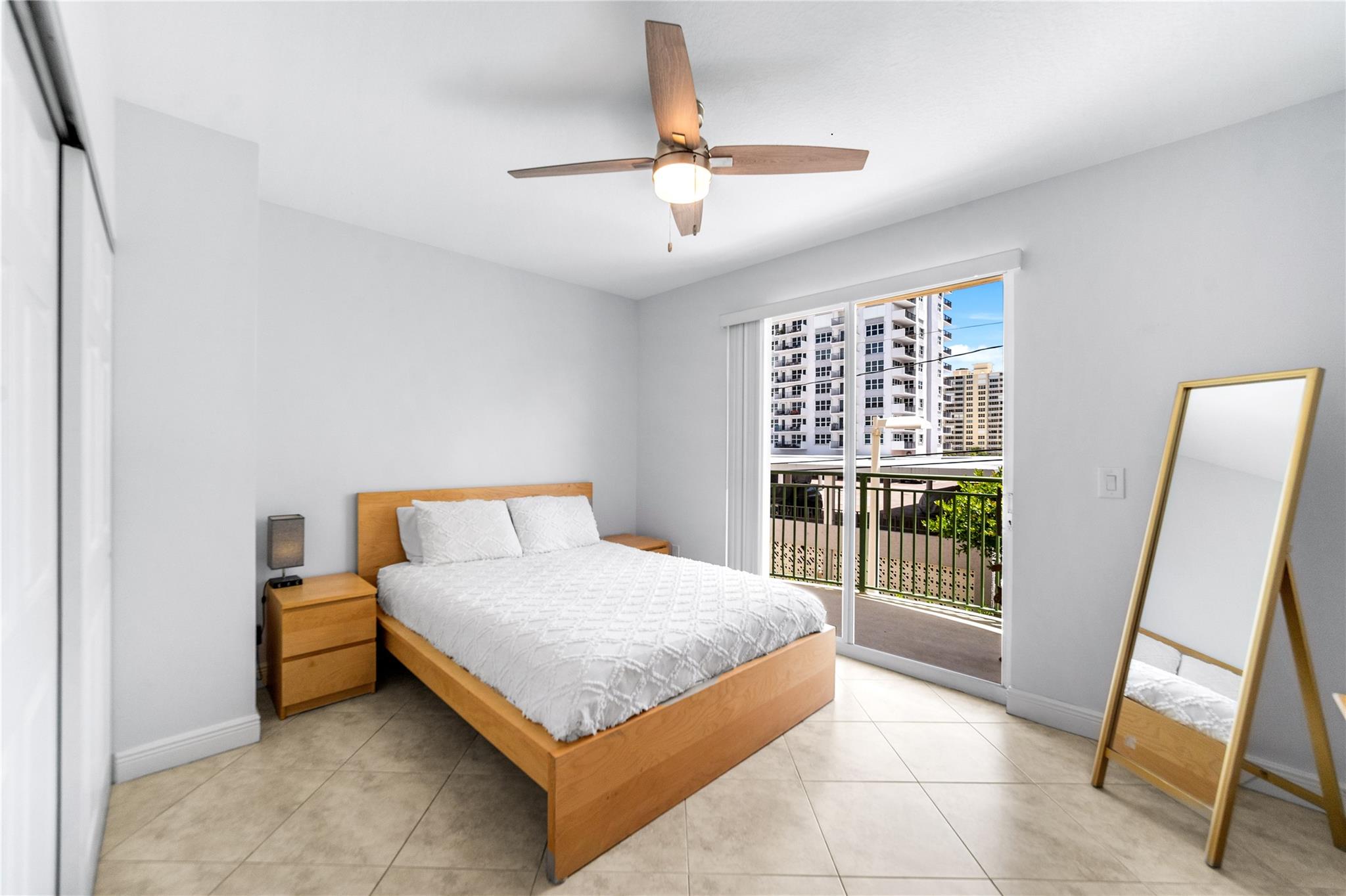 SILVER BEACH CONDOMINIUM - Residential