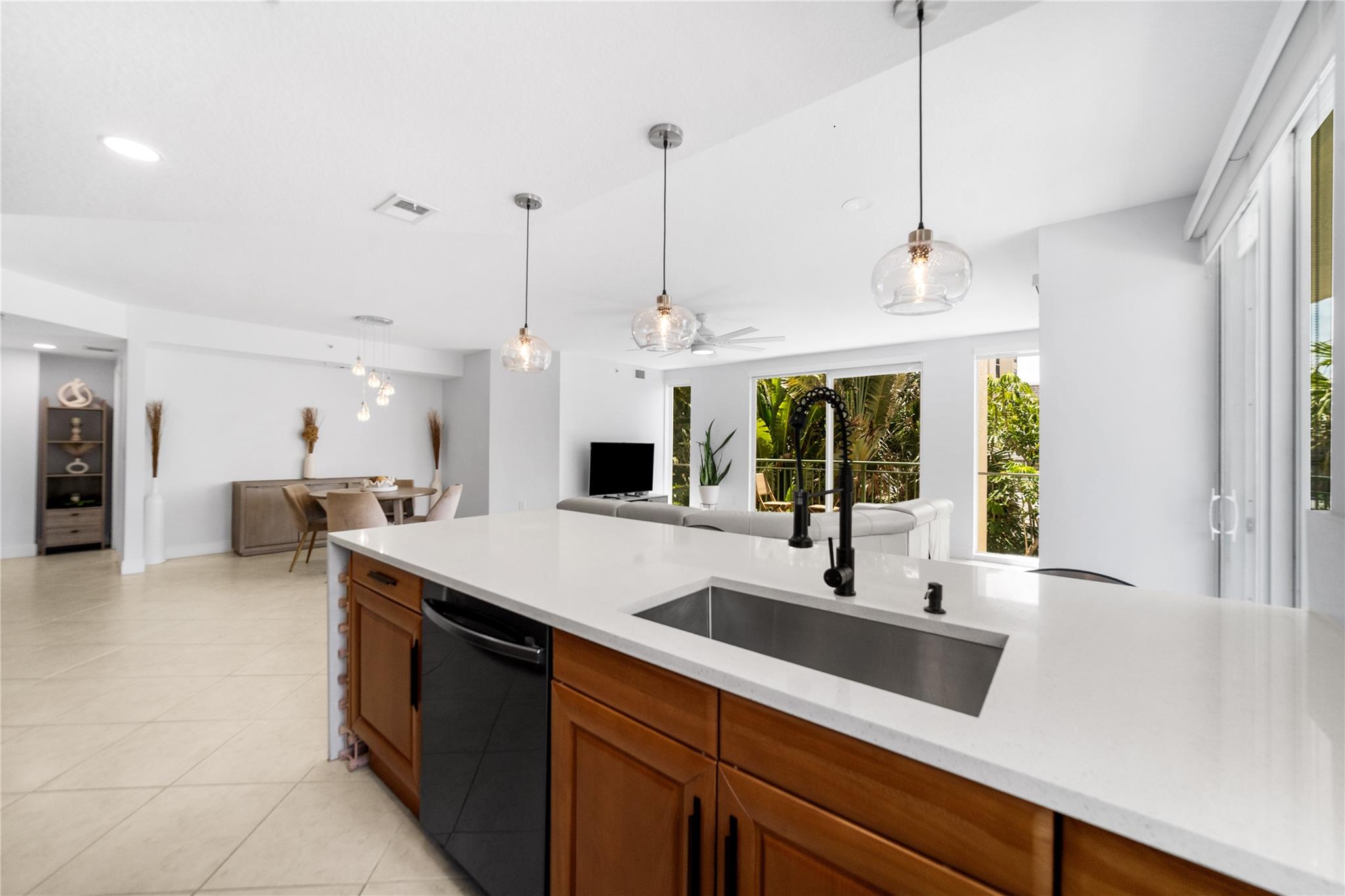 SILVER BEACH CONDOMINIUM - Residential