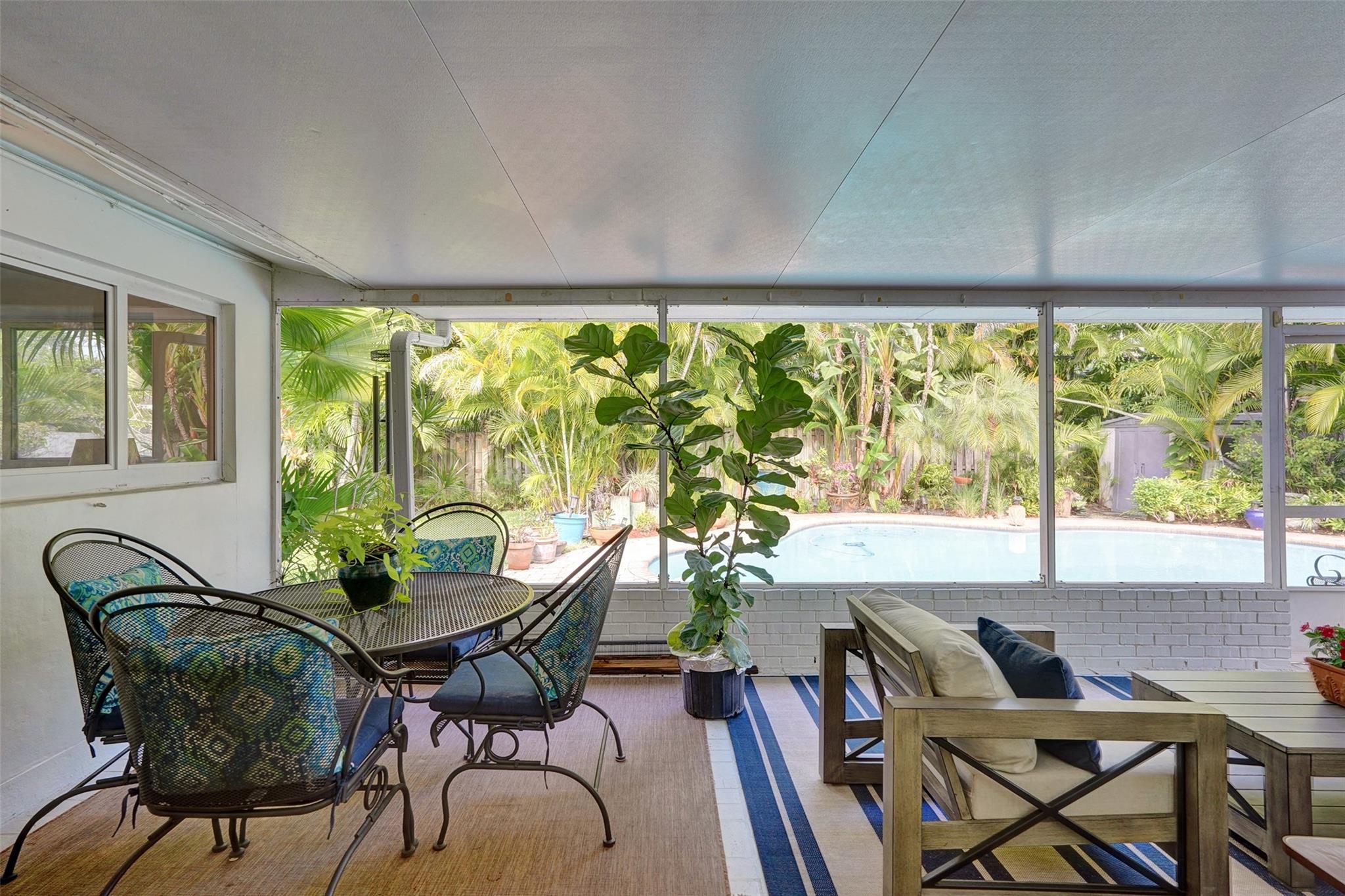 Coral Estates 32-29 B - Residential