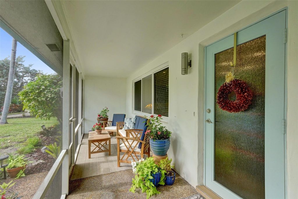 Photo of 1701 NE 27th Dr, Wilton Manors, FL 33334 (MLS # F10539097)