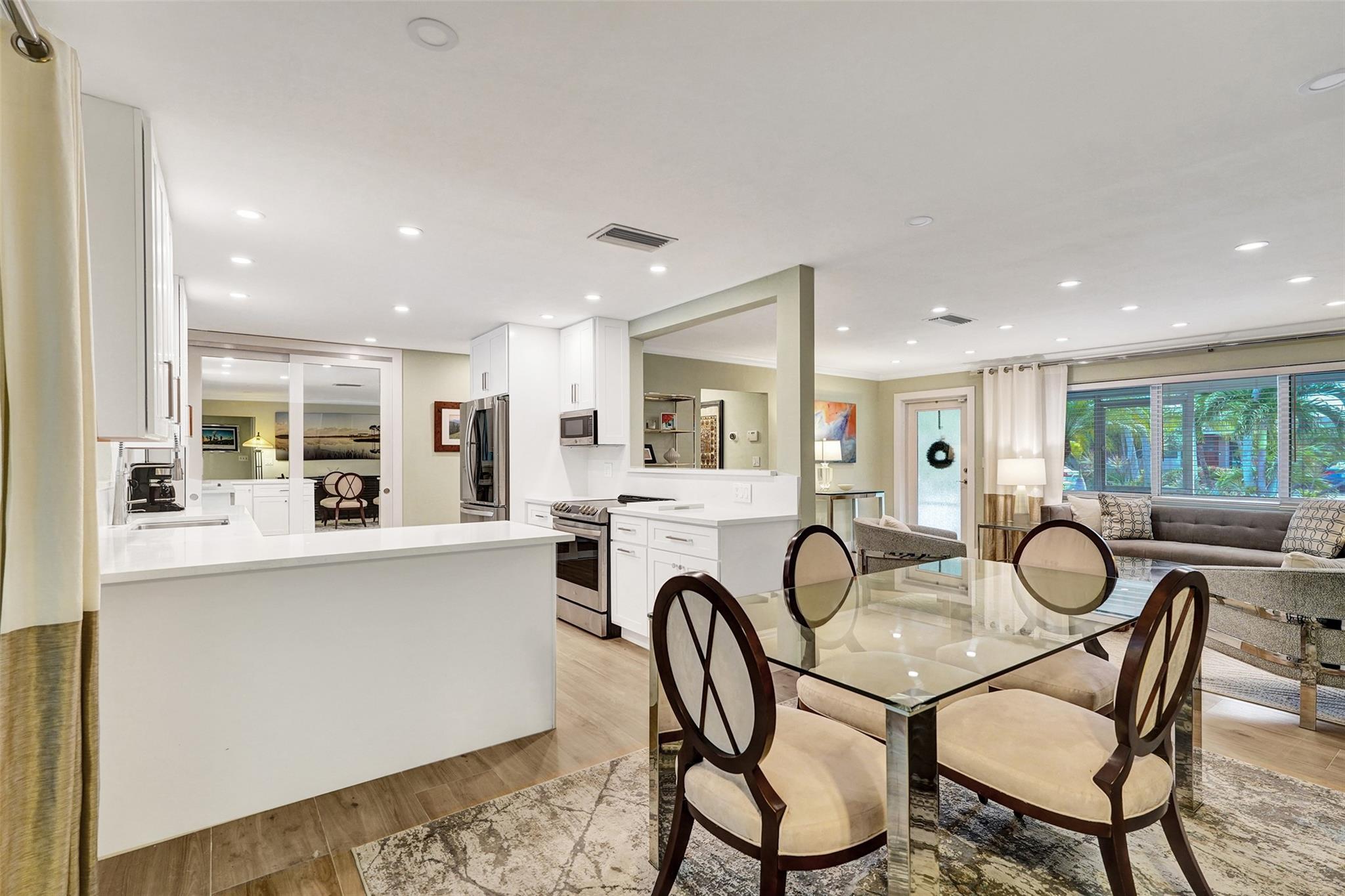 Coral Estates 32-29 B - Residential