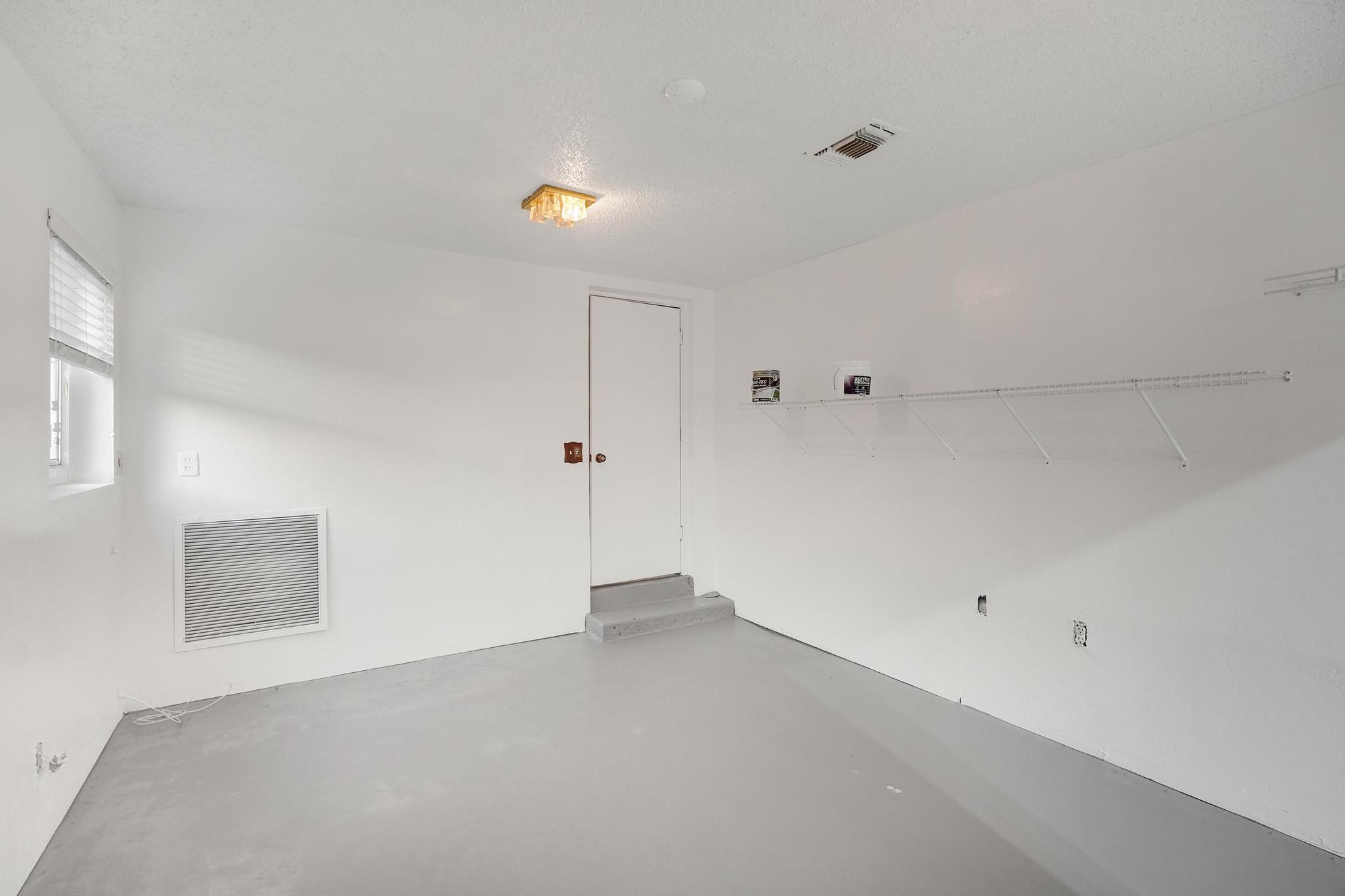 Coral Estates 32-29 B - Residential