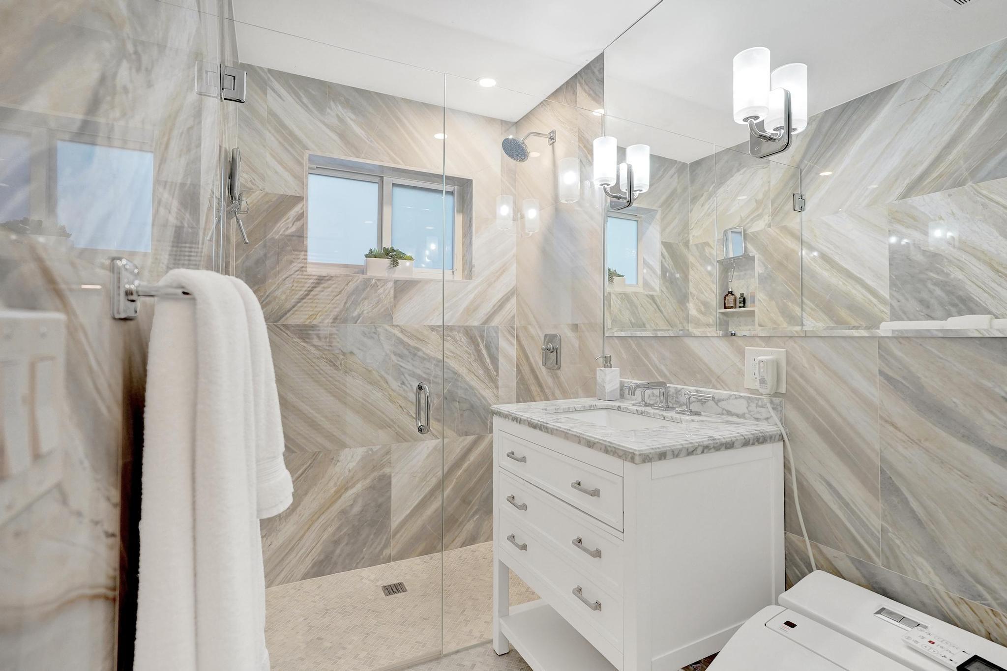 Coral Estates 32-29 B - Residential