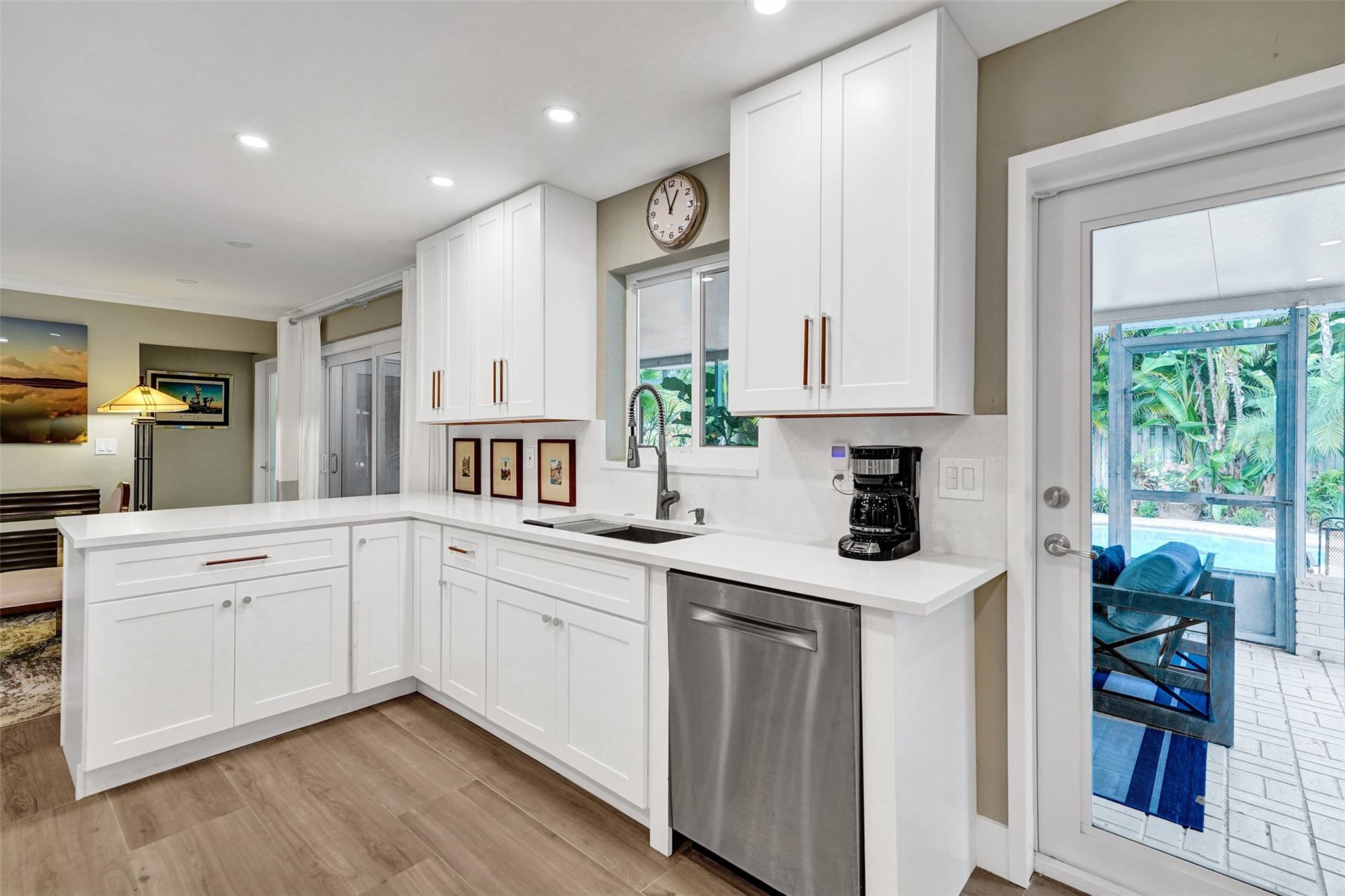 Coral Estates 32-29 B - Residential