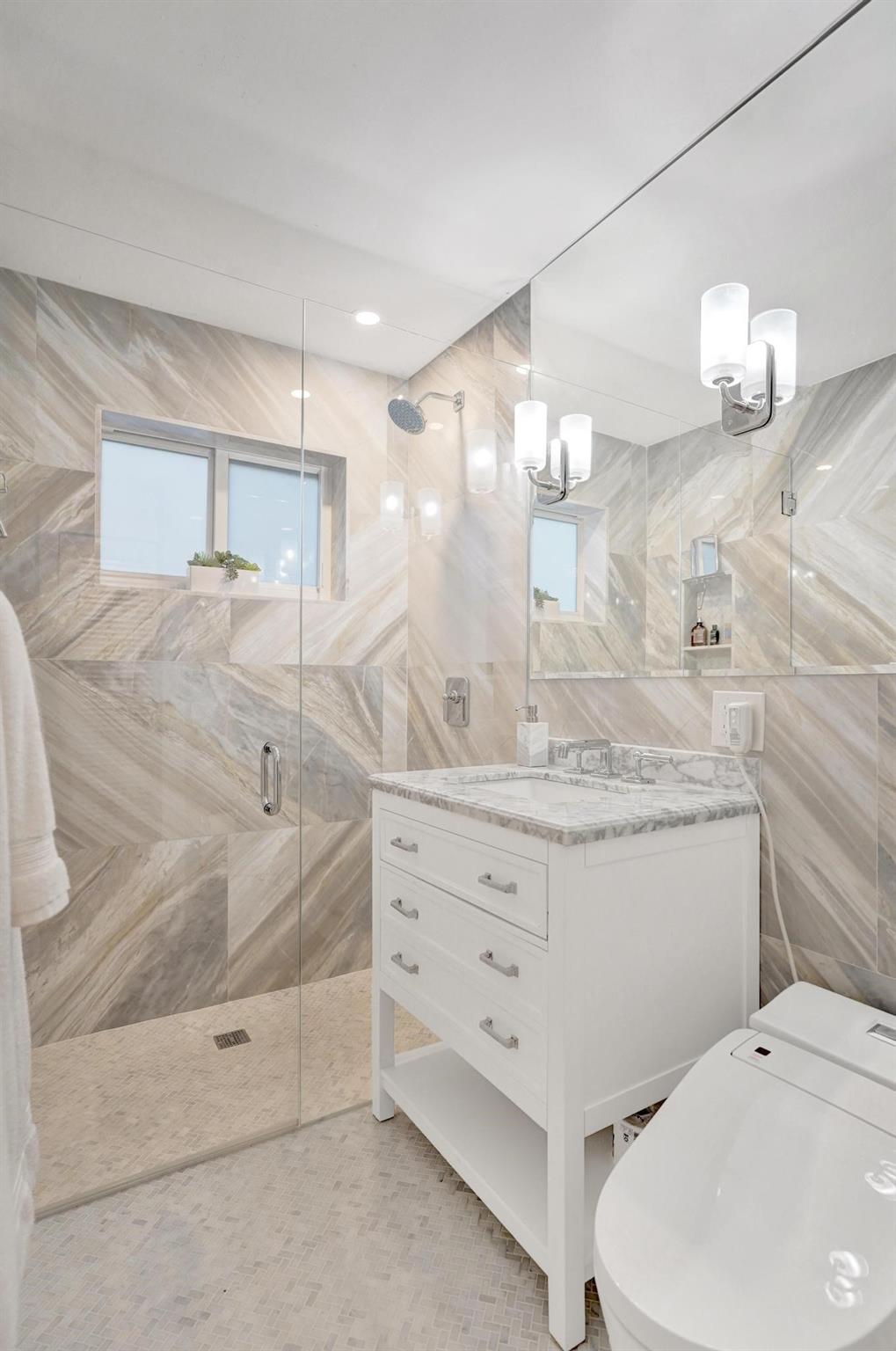 Coral Estates 32-29 B - Residential