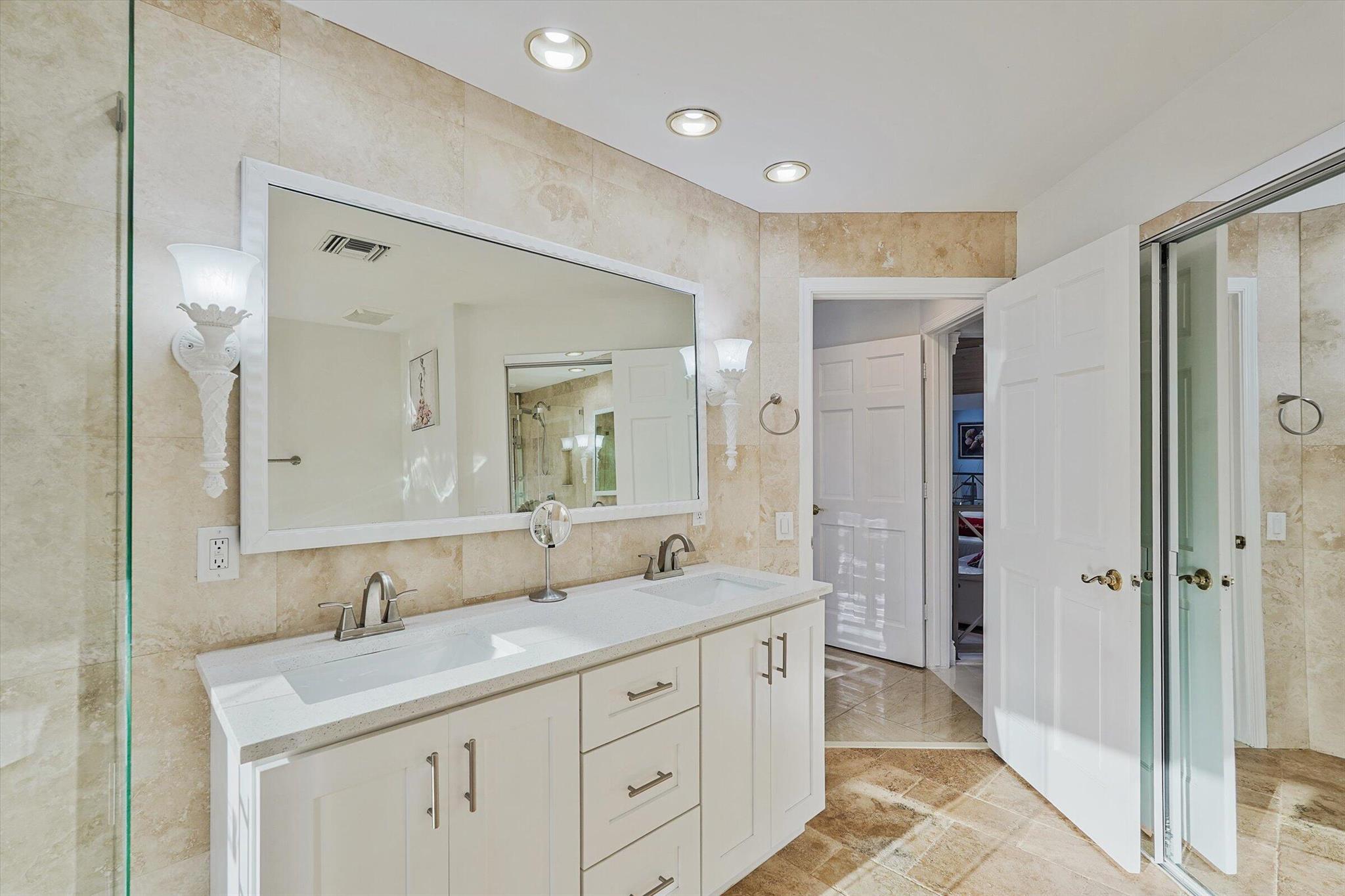 GREENVIEW SHORES 1 OF WEL - Residential