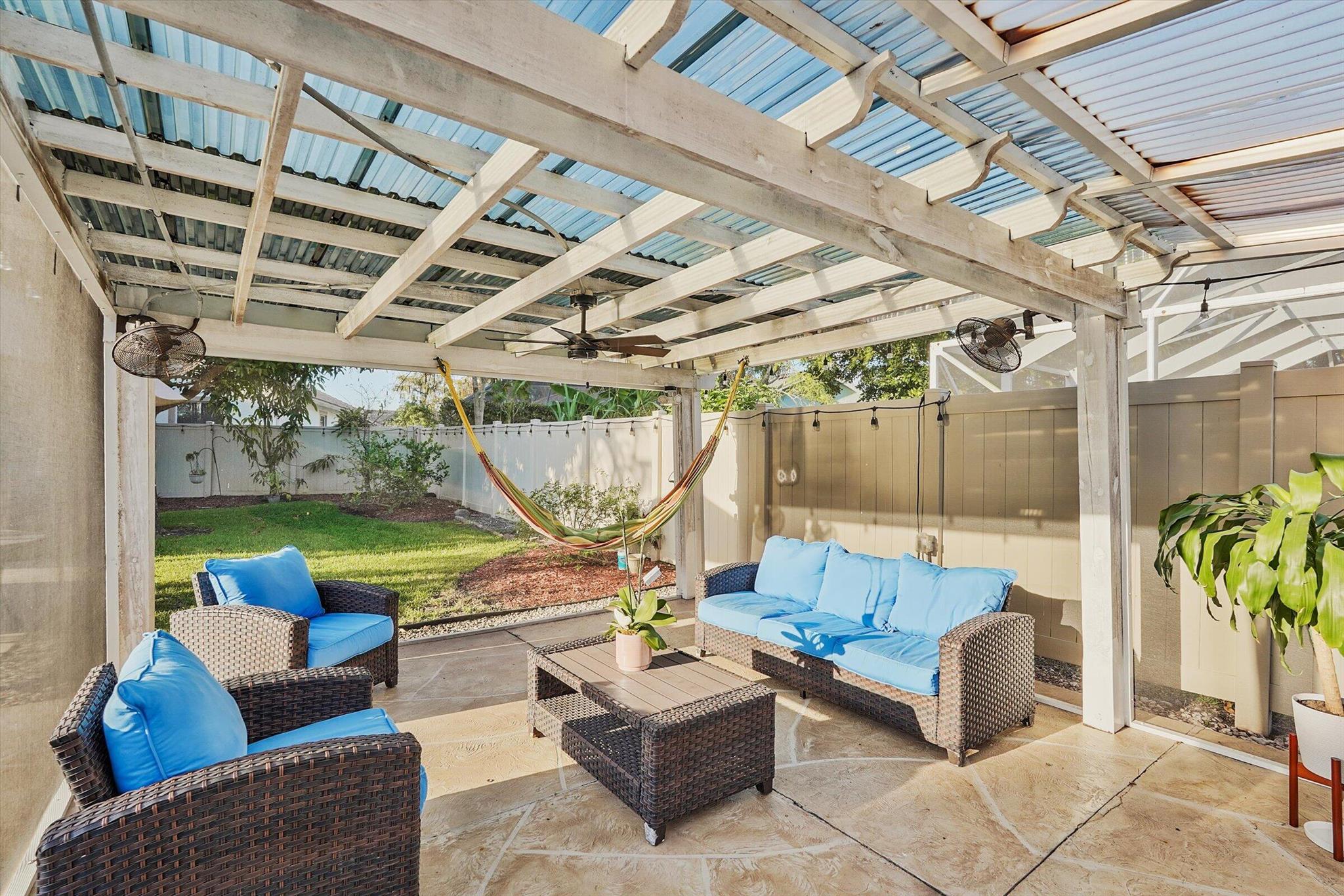 GREENVIEW SHORES 1 OF WEL - Residential