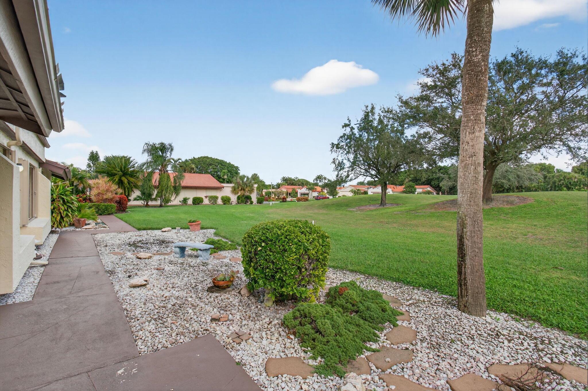 Villas of Green Glen / In - Residential