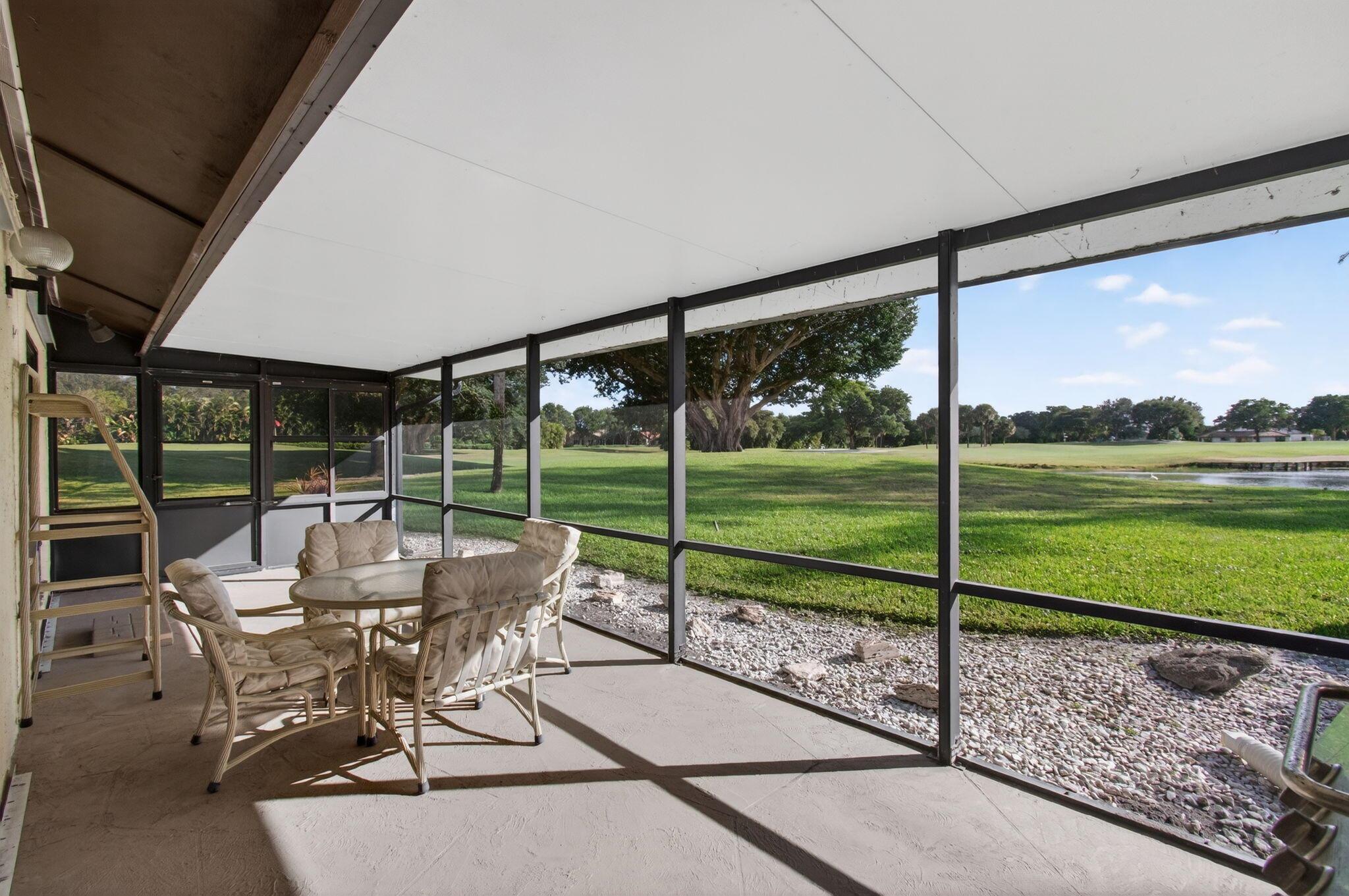 Villas of Green Glen / In - Residential