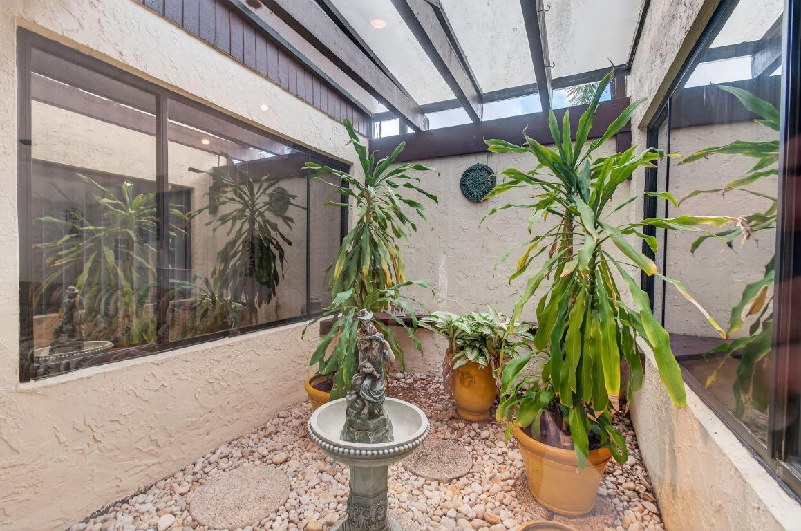 Villas of Green Glen / Indian Spring - Residential