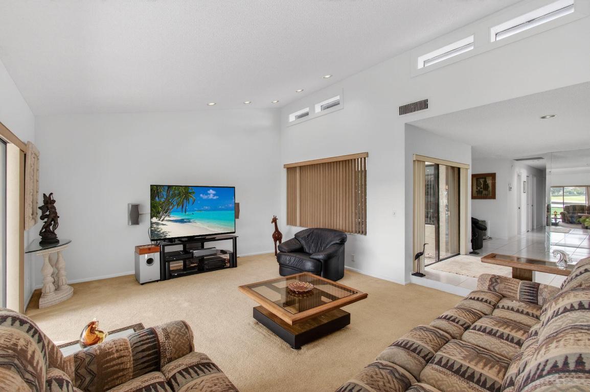 Villas of Green Glen / Indian Spring - Residential