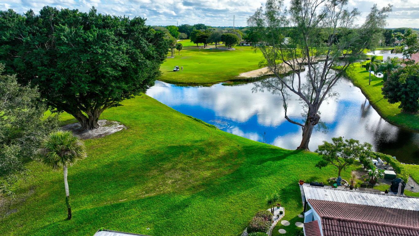 Villas of Green Glen / Indian Spring - Residential