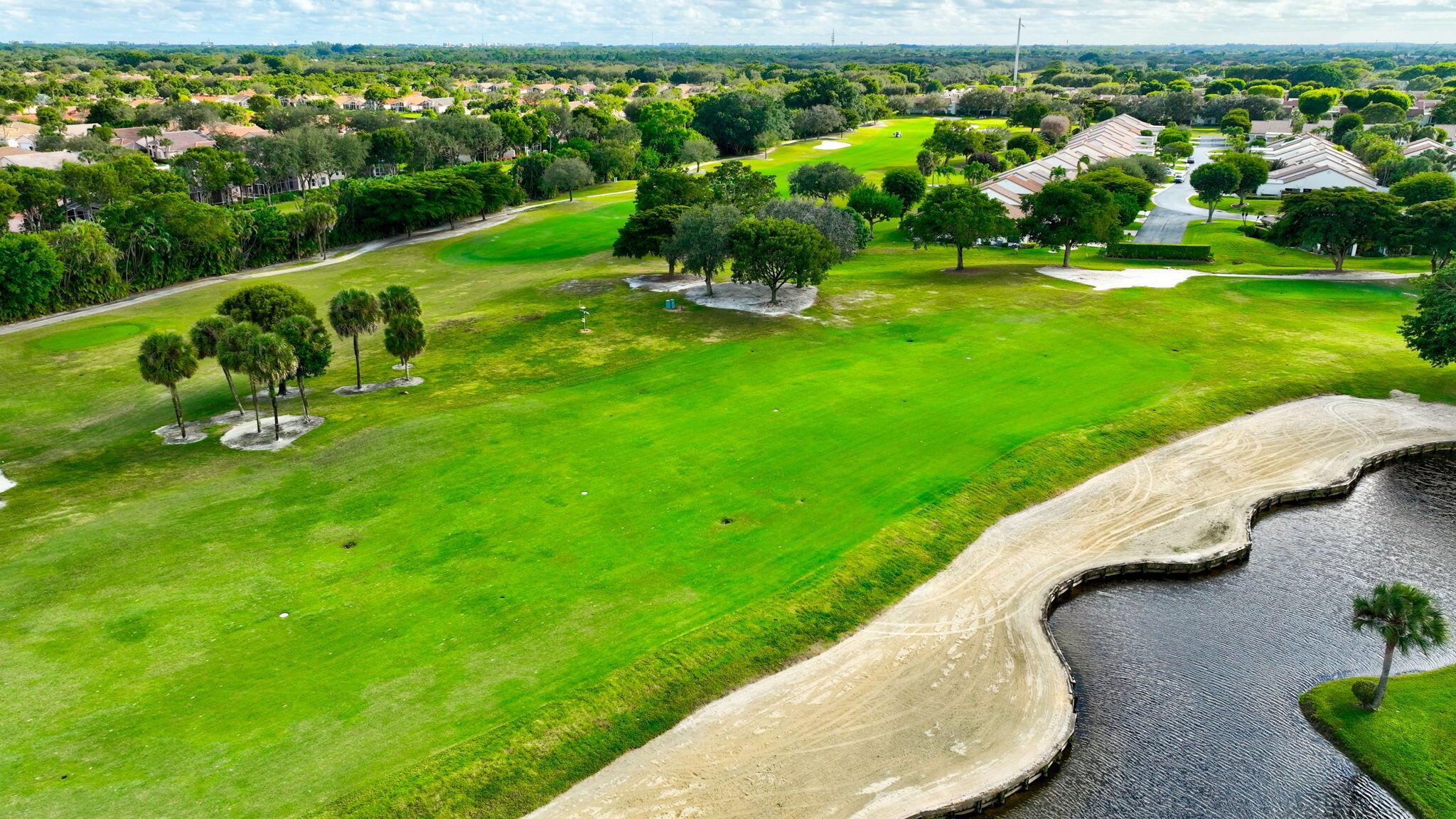 Villas of Green Glen / In - Residential